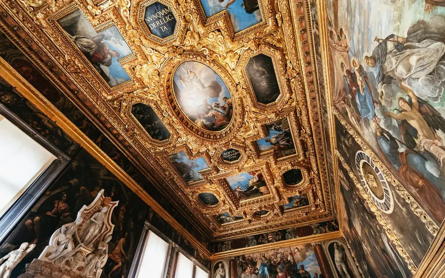 The gold mosaic interior of St Mark&rsquo;s Basilica in Venice